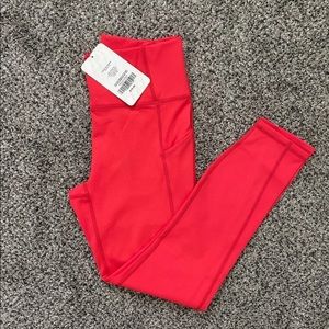 NWT Fabletics Leggings size M